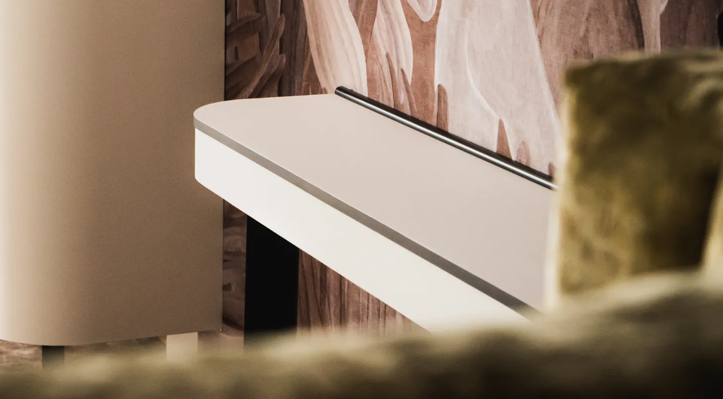 Design et confort réunis dans une chambre de prestige en Savoie.