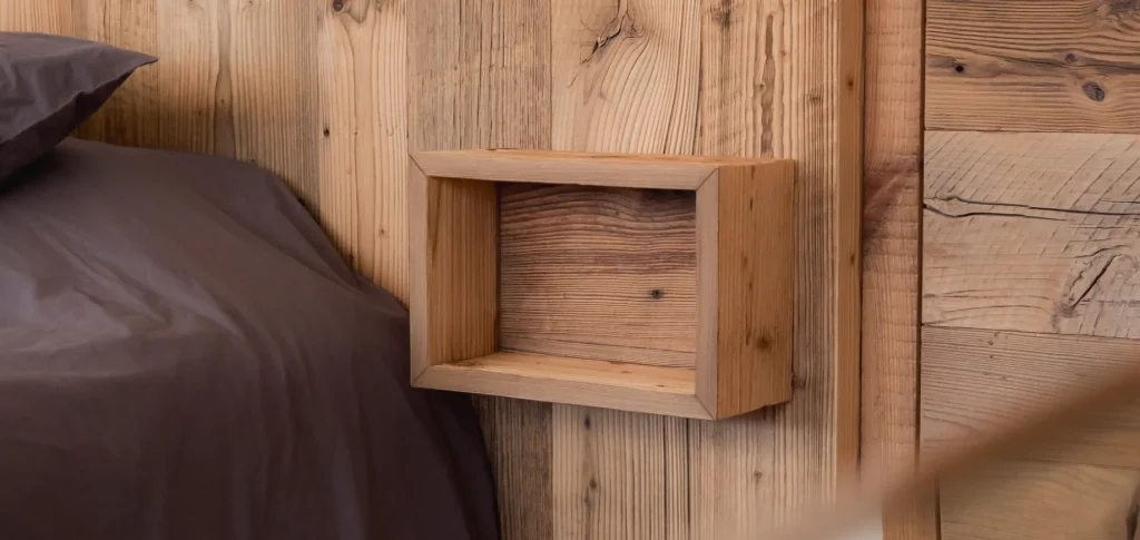 Le vieux bois sublime l’intérieur avec une authenticité rare.